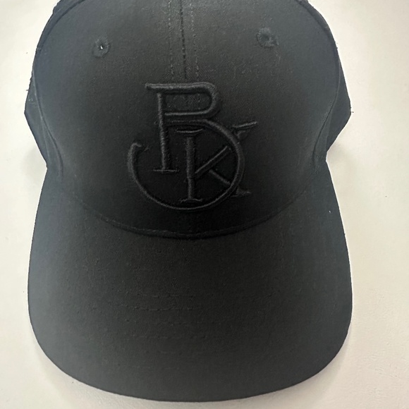 New Few Will Hunt BK Logo Embroidered Graphic Black Snapback Hat Cap One Size - Picture 1 of 8